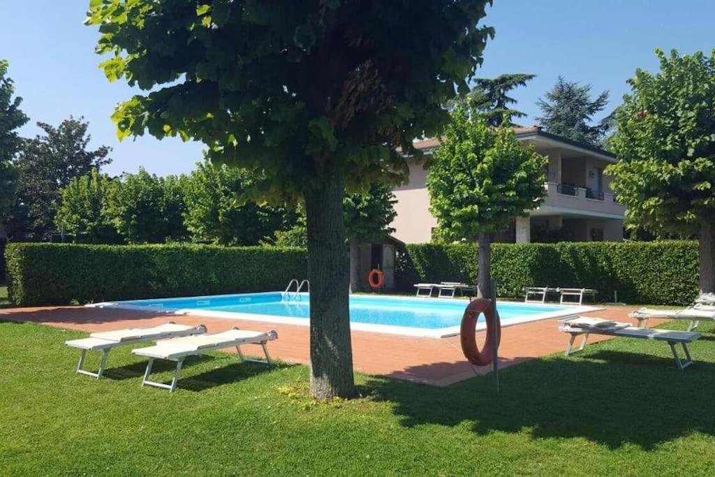 Incantevole Location Fronte Lago Sirmione Exterior foto